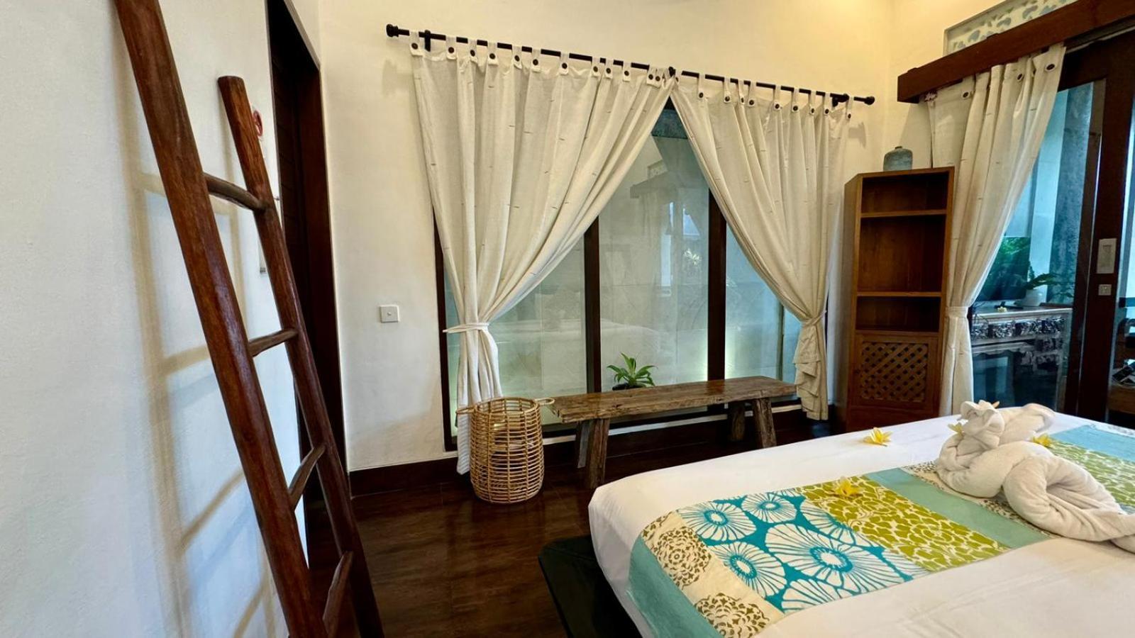 CASA PINARAK 1 I 3BR Private Villa near Seminyak Esterno foto